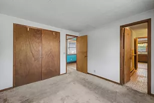 16 Berger St, Chicopee, MA 01020 - Photo 26