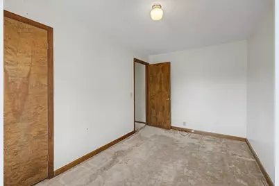 16 Berger Street, Chicopee, MA 01020 - Photo 22
