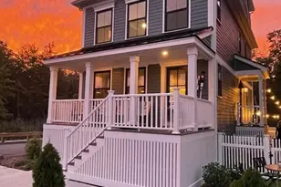8 Colby Farm Ln, Newburyport, MA 01950 - Photo 2