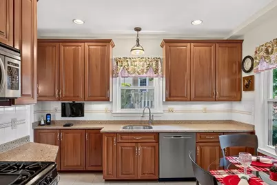 15 Vernon St, Plymouth, MA 02360 - Photo 16