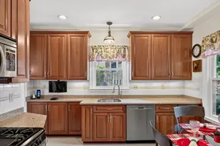 15 Vernon St, Plymouth, MA 02360 - Photo 16