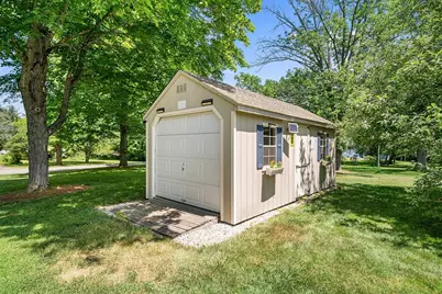 350 Tremont St, Taunton, MA 02780 - Photo 26