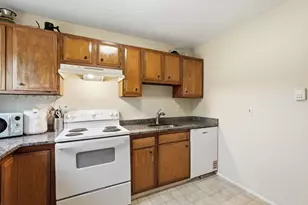 170 E Hadley Rd, Amherst, MA 01002 - Photo 14