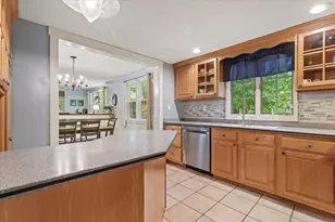 46 Bancroft Rd, Holden, MA 01520 - Photo 16
