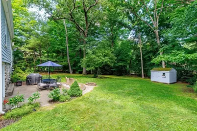46 Bancroft Rd, Holden, MA 01520 - Photo 4