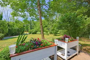 36 Stewart St, West Newbury, MA 01985 - Photo 4