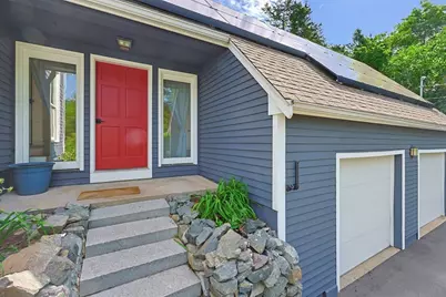 36 Stewart St, West Newbury, MA 01985 - Photo 6