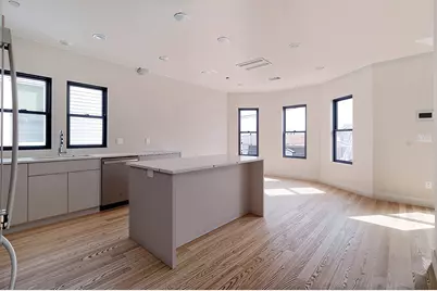 50 Crescent Ave #3, Boston, MA 02125 - Photo 4