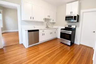 21 Dowse St, Everett, MA 02149 - Photo 6