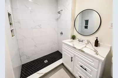 21 Dowse St #3, Everett, MA 02149 - Photo 8