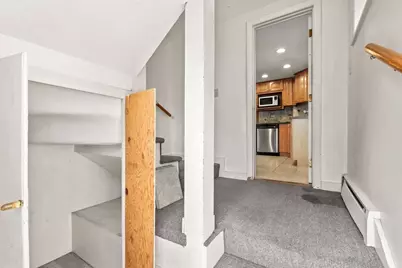 121-R Elm #2, Marblehead, MA 01945 - Photo 18