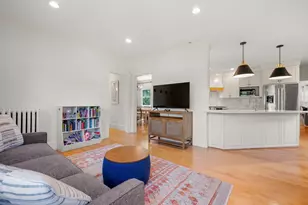 18 Benvenue St, Wellesley, MA 02482 - Photo 6