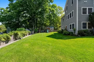 18 Benvenue St, Wellesley, MA 02482 - Photo 36