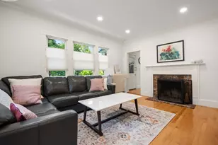 18 Benvenue St, Wellesley, MA 02482 - Photo 14