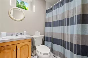 18 Benvenue St, Wellesley, MA 02482 - Photo 28