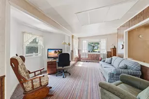 4 Essex St, Holland, MA 01521 - Photo 10