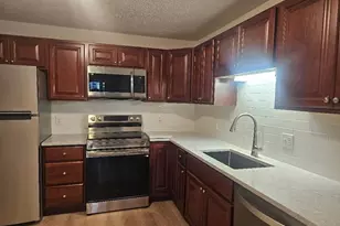 22 State St, Taunton, MA 02780 - Photo 2