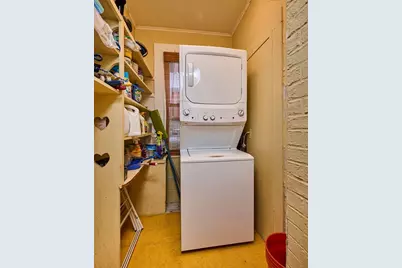 2 Pleasant St, Huntington, MA 01050 - Photo 14