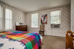 2 Pleasant St, Huntington, MA 01050 - Photo 20