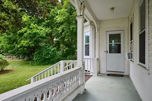 2 Pleasant St, Huntington, MA 01050 - Photo 4