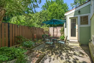 4 Gracewood Park #4, Cambridge, MA 02138 - Photo 32