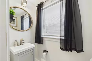 11 Woodrow Ave, Boston, MA 02124 - Photo 12