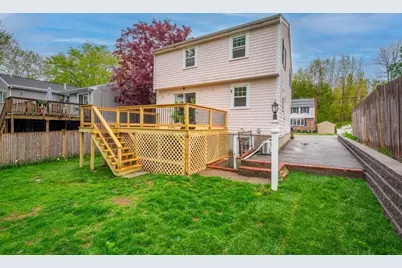 36 Wentworth St, Dedham, MA 02026 - Photo 18