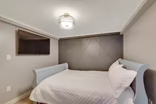 36 Wentworth St, Dedham, MA 02026 - Photo 12