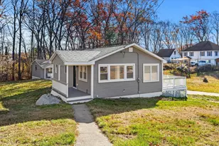 16 Jeanne D'Arc St, Lowell, MA 01854 - Photo 24