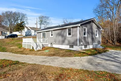 16 Jeanne Darc St, Lowell, MA 01854 - Photo 26
