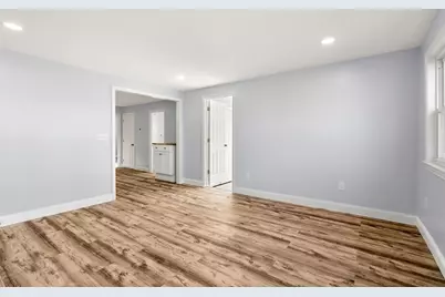 16 Jeanne Darc St, Lowell, MA 01854 - Photo 34