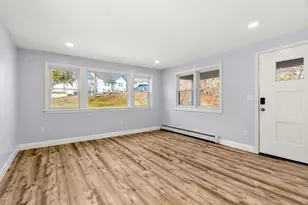 16 Jeanne D'Arc St, Lowell, MA 01854 - Photo 32