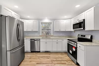 16 Jeanne Darc St, Lowell, MA 01854 - Photo 28