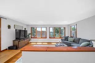 11 Beech Ln, Amesbury, MA 01913 - Photo 8