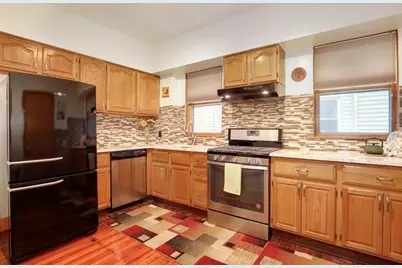 558 Washington St #1, Boston, MA 02135 - Photo 8