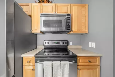 8 Walnut St #109, Peabody, MA 01960 - Photo 8