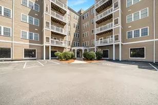 8 Walnut St, Peabody, MA 01960 - Photo 1