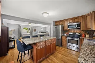 38 County St, Blackstone, MA 01504 - Photo 4