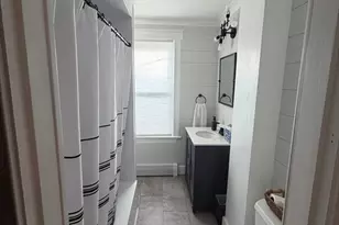 485 Burncoat St, Worcester, MA 01606 - Photo 14