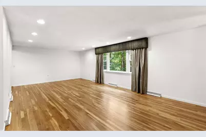 14 Oxbow Rd, Natick, MA 01760 - Photo 10