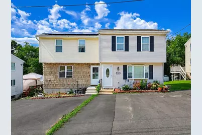 17 Bolton St, Worcester, MA 01604 - Photo 1