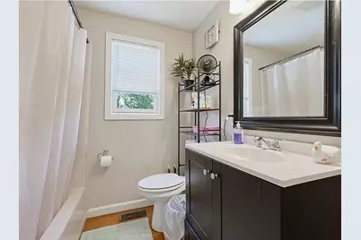 17 Bolton St, Worcester, MA 01604 - Photo 14