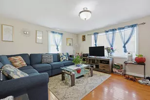 17 Bolton St, Worcester, MA 01604 - Photo 6