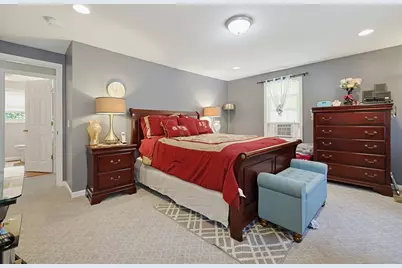 17 Bolton St, Worcester, MA 01604 - Photo 12