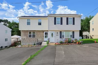 17 Bolton St, Worcester, MA 01604 - Photo 2