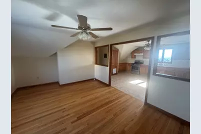 138 Bogle St #3, Fall River, MA 02723 - Photo 4