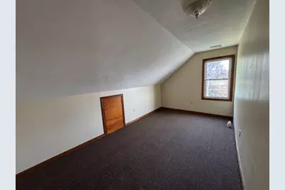 138 Bogle St #3, Fall River, MA 02723 - Photo 8