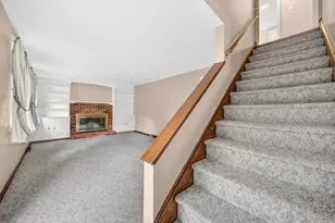 19 Greenleaf St, Billerica, MA 01821 - Photo 16