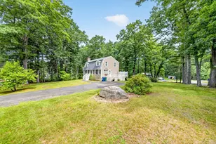 19 Greenleaf St, Billerica, MA 01821 - Photo 2