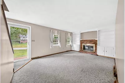 19 Greenleaf Street, Billerica, MA 01821 - Photo 14